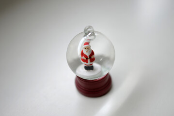 Décoration de Noël - Boule à neige père Noël