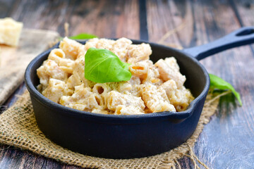   Gluten free Chickpea pasta.Fresh  low carb  high protein pasta rigatoni alla carbonara with  cream sauce  , becon  egg, parmesan cheese ,olive oil and black pepper) 