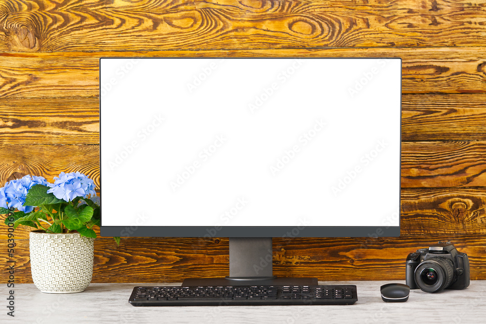Aufkleber mockup copy space blank screen concept. stylish workspace with computer on home or studio. workspace