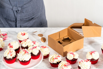 White chocolate ganache frosting