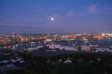 千葉市 千葉ポートタワーから見る千葉の街並みと工業地帯 夜景