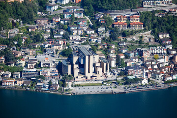 Vue aérienne du village de Campione d'Italia en Italie - obrazy, fototapety, plakaty
