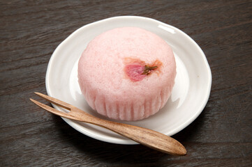 和菓子の桜蒸しぱん
