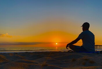 Fototapeta premium yoga on the beach