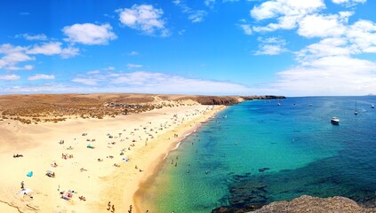 Playa Mujeres en Lanzarote (Panorámica)