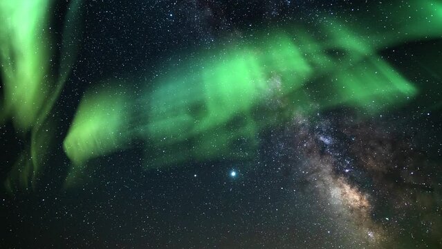Aurora Green Milky Way Galaxy Loop Southeast Sky