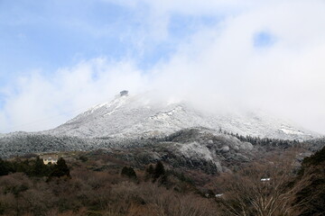 雪景色の富士山