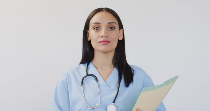 Doctor Looking At Camera Images – Browse 110,792 Stock Photos, Vectors ...