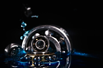 Ball bearing. Lubricating oil.