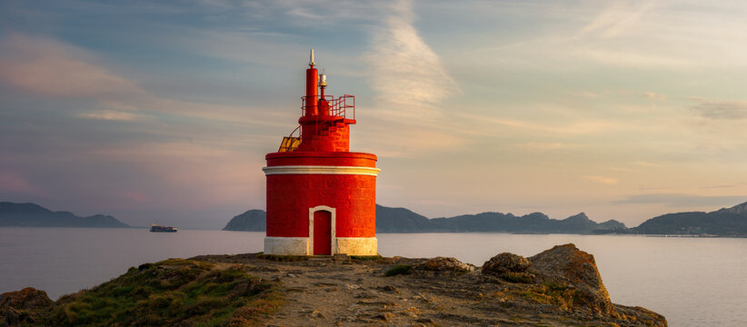 LIGHTHOUSE panorama