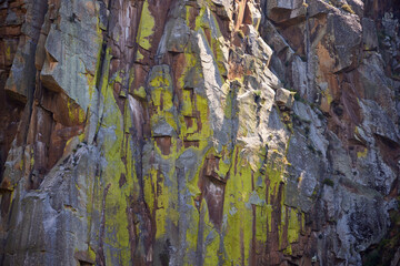 Douro river. Riverbed. It is the most important river in the northwest of the Iberian Peninsula. It rises on the southern slope of Pico Urbión and flows into the Oporto