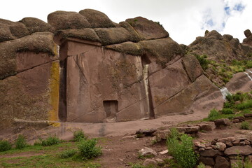Gate of Hayu Mark (The Gate of the Gods), Peru WILLKA UTA, SECRETS OF ARAMU MURU, HAYUMARKA GATE. Puno Peru