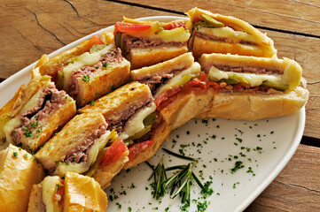 Sanduiche de pastrami 