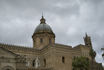 Fototapeta na wymiar Palermo cattedrale