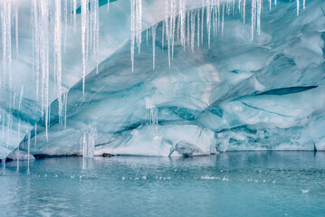 Melting of stalactites in Pastoruri glacier cave