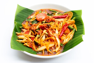 Spicy papaya salad with pickled shells