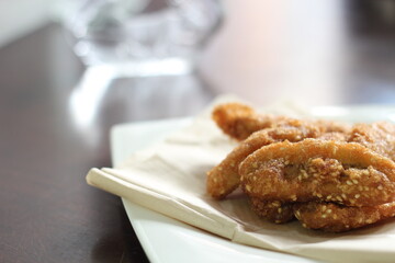 deep-fried sliced banana, also known as 