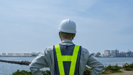 海と工業地帯│製造業・プラント・建設業イメージ