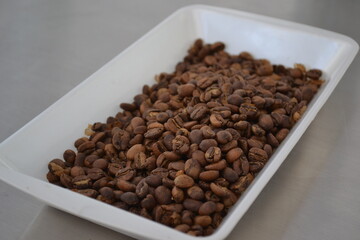 Colombian coffee beans (medium roast)
