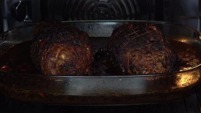 Rollbraten im Backofen
