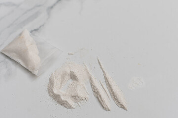 Syringes, drugs, heroin, and cooked.