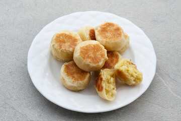 Bakpia, Bakpia Pathok is a typical Yogjakarta food made from a mixture of green beans, cheese and sugar, which is wrapped in flour, then baked. 