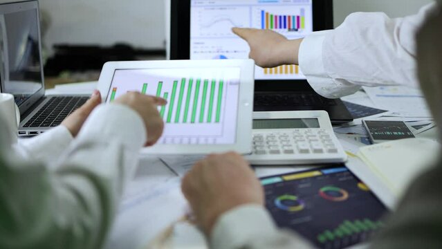 The chief financial officer of the company checks and analyzes the statistical data of profit statements