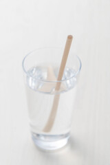 自然に優しい素材の紙ストロー