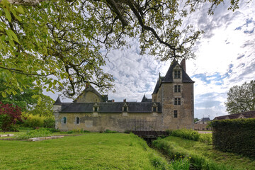 Fototapeta na wymiar Frankreich - Fougères-sur-Bièvre - Château de Fougères-sur-Bièvre