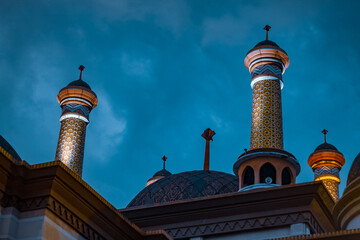 The great mosque at night