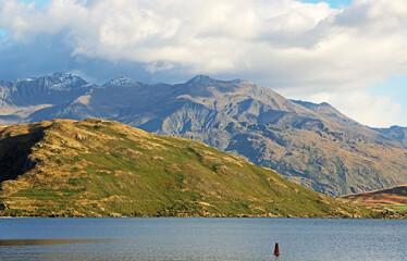 Fototapeta na wymiar Mountains on Lake Wanaka - New Zealand