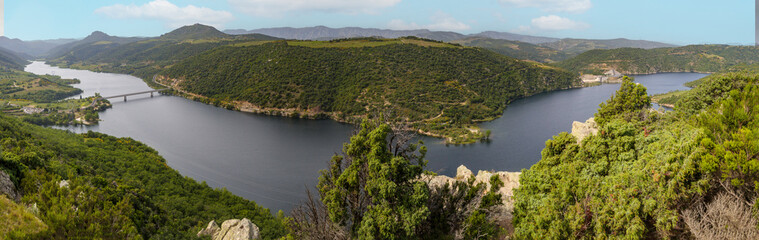 Obraz na płótnie Canvas Panorama du lac de l'Agly vu du belvédère