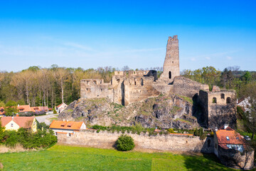 Fototapeta na wymiar ruins of gothic castle Okor, Central Bohemia region, Czech republic