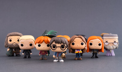 Obraz premium Tambov, Russian Federation - February 15, 2022 Ten Funko POP Harry Potter Advent Calendar Mini Vinyl Figures on a gray background.