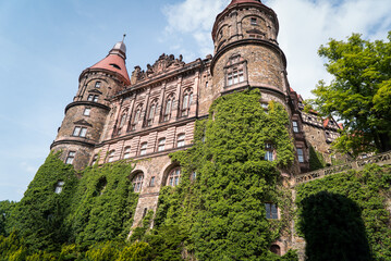 Polskie zamki, ruiny, mury obronne © Yarek