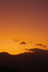 Amanecer sobre el cerro Waraira Repano en Caracas, Venezuela. Capturado el 13 de abril de 2022.