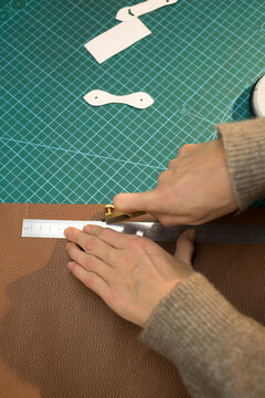 Cutting-out the leather 