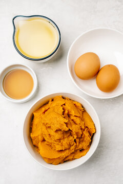 Pumpkin muffins wet ingredients