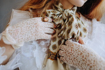 Luxury fashion details - Anonymous elegant woman