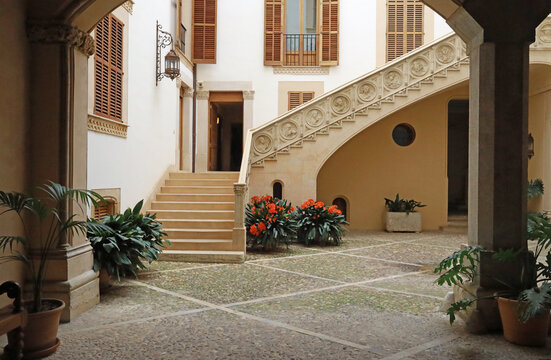 courtyard in Palma de Majorca