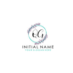 Fototapeta premium Initial letter QG handwriting with floral frame template