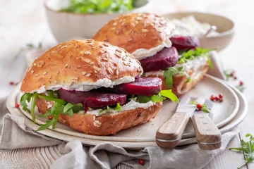 Foto auf Acrylglas Healthy and fresh sandwich with cottage cheese and beetroot. © shaiith