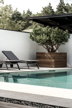Modern country house with open swimming pool