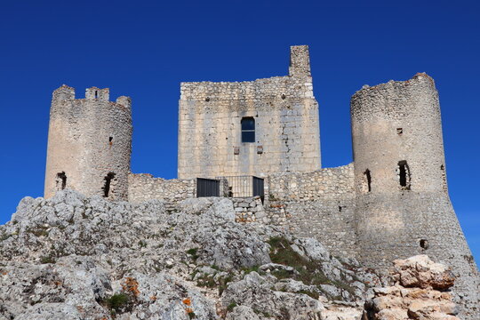 Rocca Calascio, mountaintop medieval fortress at 1512 meters above sea level. The Castle of Rocca Calascio is located within the Gran Sasso National Park, Abruzzo &ndash; Italy