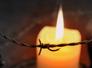 Kerze der Hoffnung für verfolgte Menschen auf der ganzen Welt