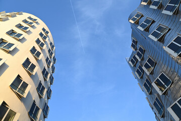 häuser in düsseldorfer medienhafen, düsseldorf, nrw, deutschland