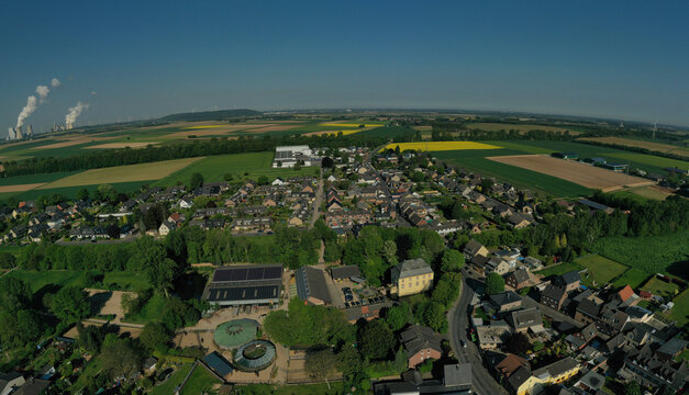 Luftbild Panorama Rommerskirchen Wasserburg Anstel
