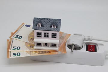 Banknotes are intended to pay for heating. The concept of increasing the cost of heating, payments...