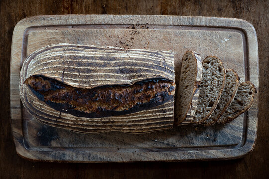 Roggen-Sauerteigbrot