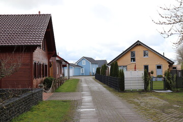 Holzhäuser im Emsland.